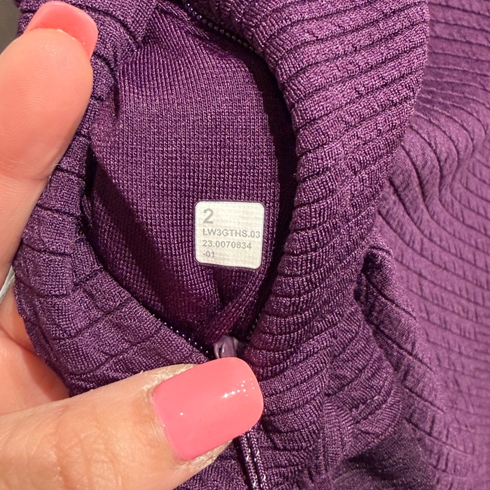 Lululemon Ventscape Hooded Balaclava Long Sleeve Dramatic Magenta Size 2 - Picture 9 of 11